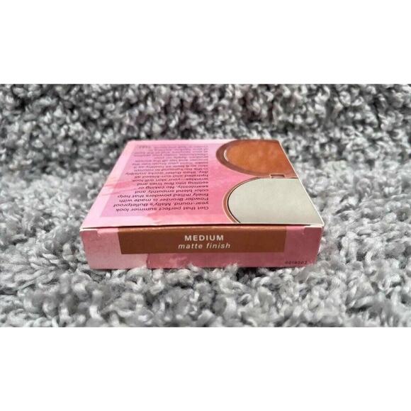 Mally Bulletproof Powder Bronzer Medium Matte Finish 3161 0.38 Oz 8 Pack - Picture 5 of 10